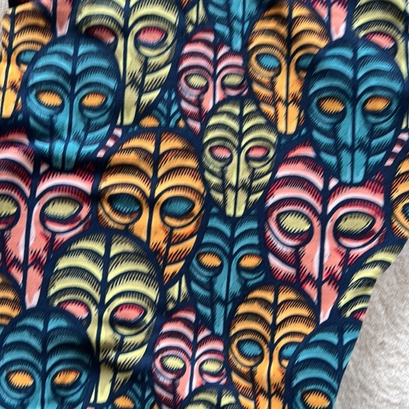 CLEARANCE DISNEY VILLAINS DR FACILIER PRINCESS AND THE FROG LEGGINGS TC EUC - Picture 2 of 4